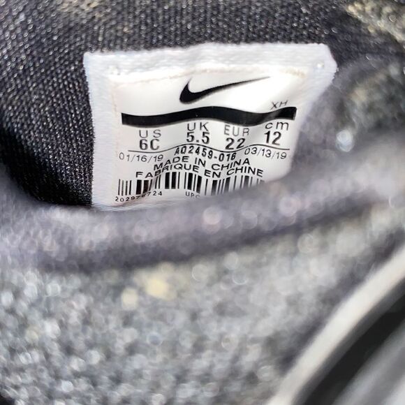 Nike Kyrie Irving toddler black 6C - Picture 6 of 6